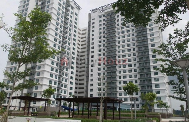 Photo №1 Condominium for sale in The Golden Triangle, Sungai Ara, Sungai Ara, Penang